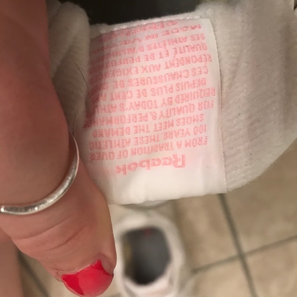 Reebok Classic White Sneakers - Picture 6 of 8